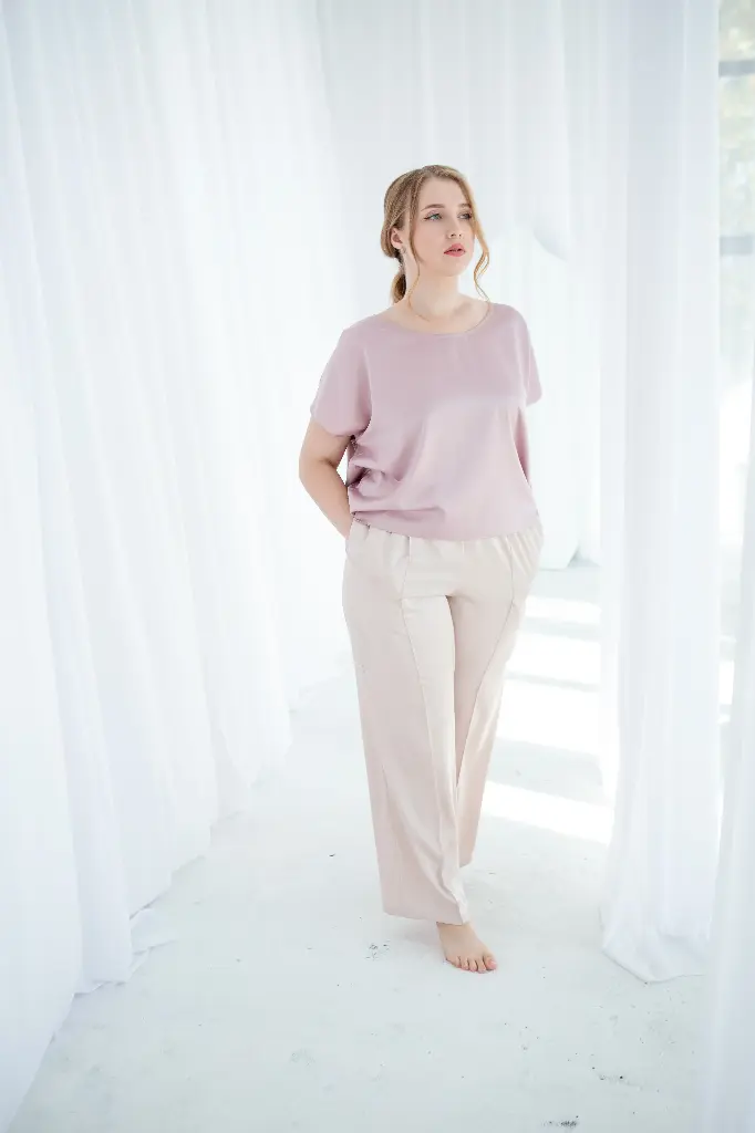 Шовкова пудрова блуза "Луіза"