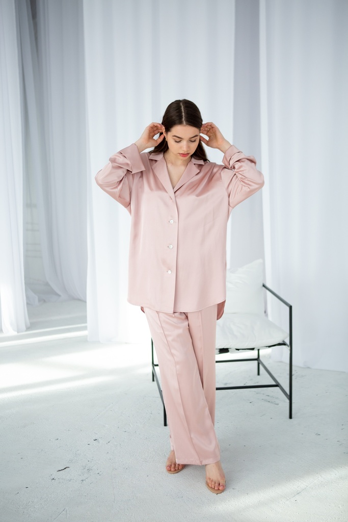 Пудровий рожевий шовковий комплект  "Доллі" в стилі оверсайз